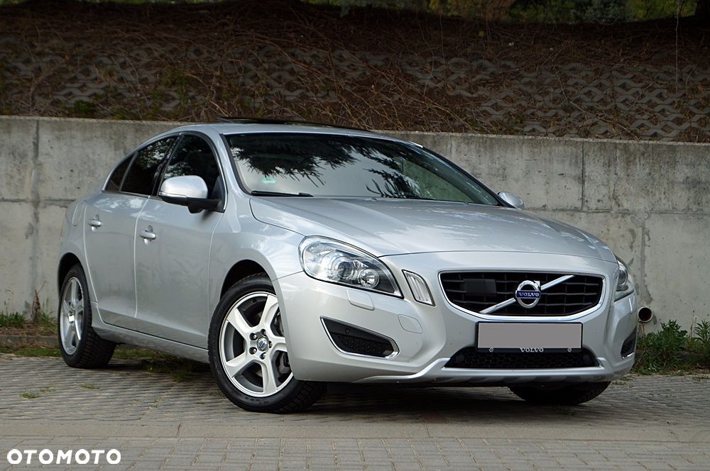 Volvo S60 D5 Summum - 3