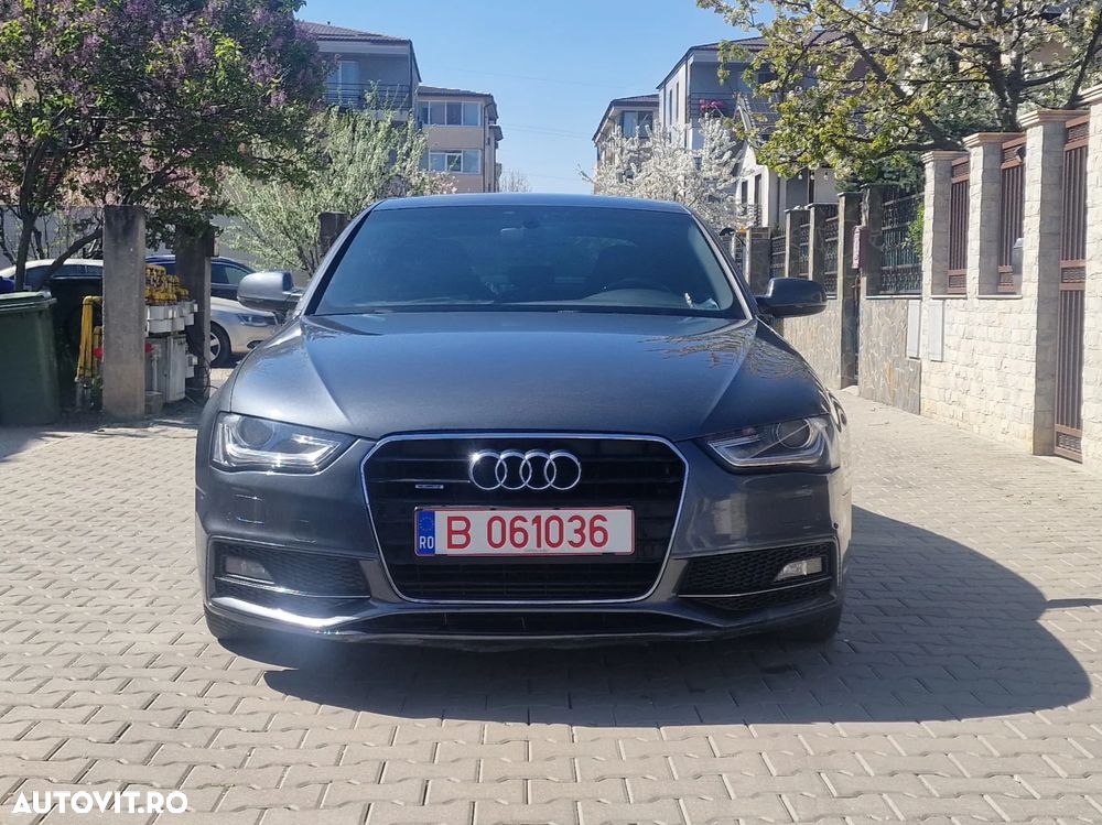 Audi A4 2.0 TFSI quattro S tronic S line Sportpaket - 2