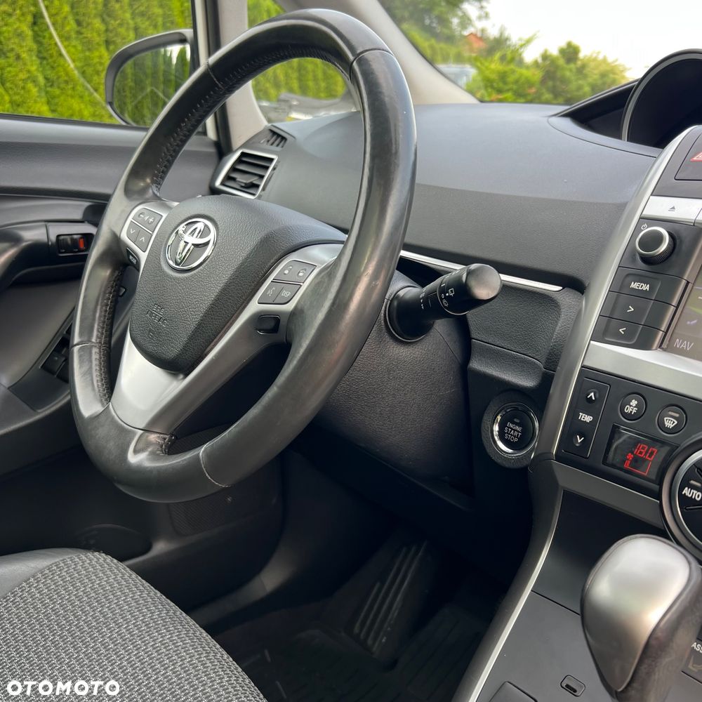 Toyota Verso 1.8 Premium 7os MS - 32