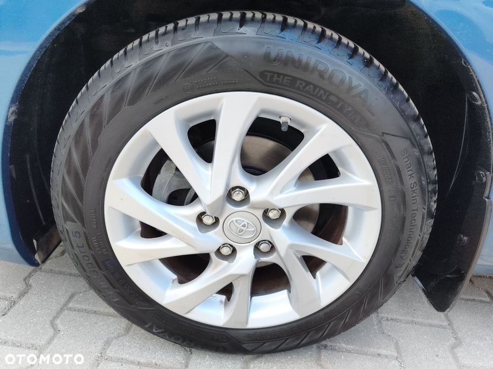 Toyota Auris - 17