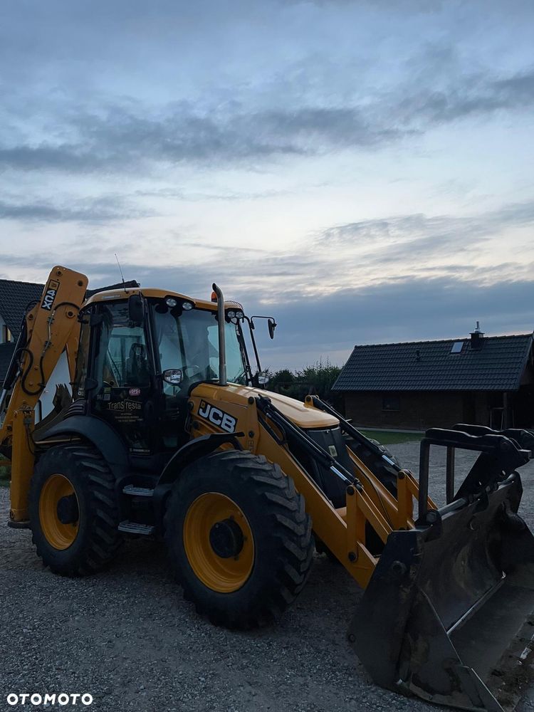 JCB 4CX - 3
