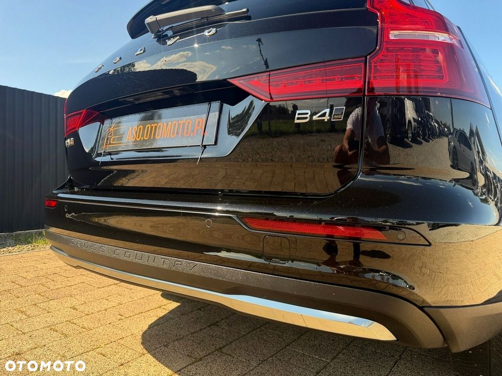 Volvo V60 Cross Country - 15