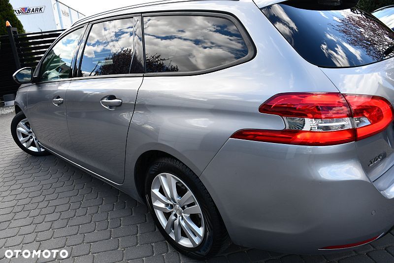 Peugeot 308 BlueHDi FAP 120 Stop & Start Allure - 32