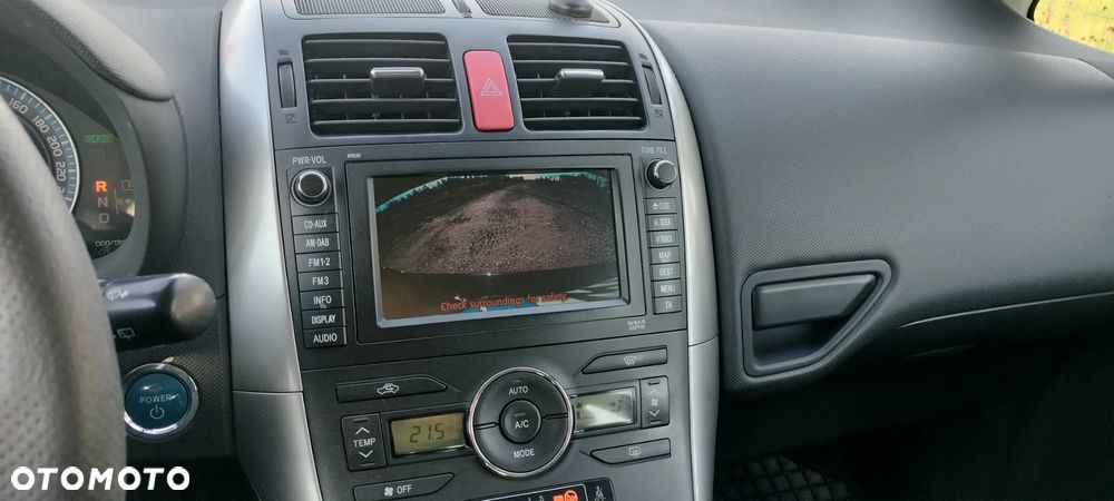 Toyota Auris 1.8 HSD Luna - 7