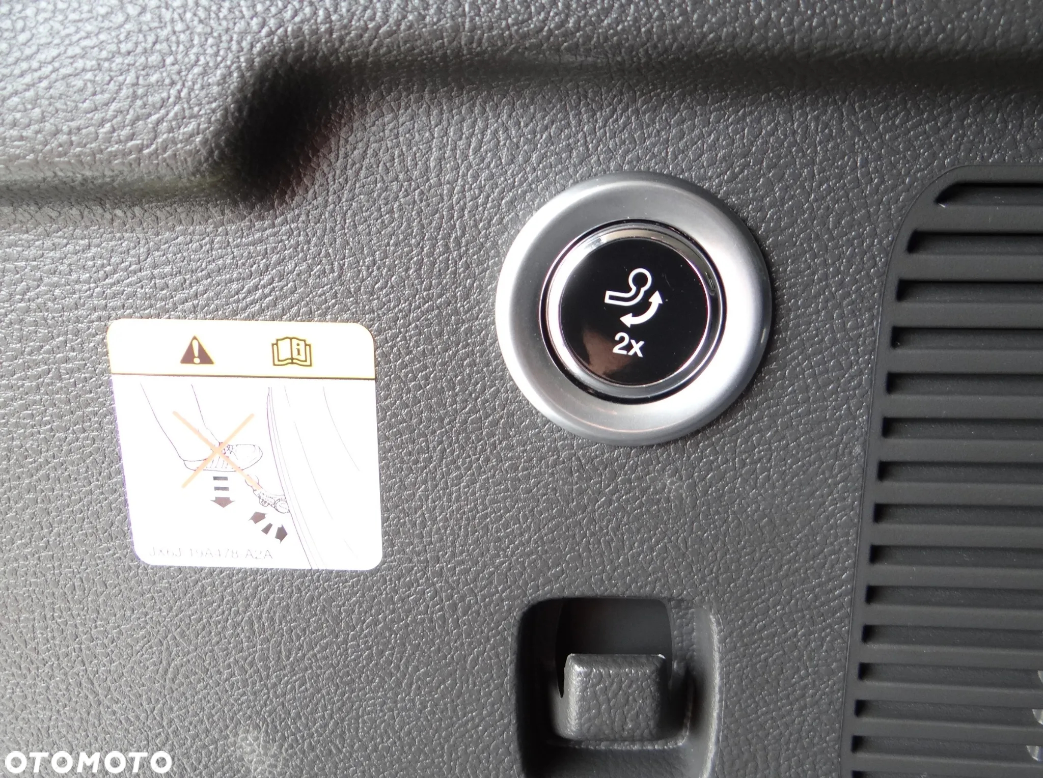 Ford Mondeo Turnier 2.0 EcoBlue Titanium - 26