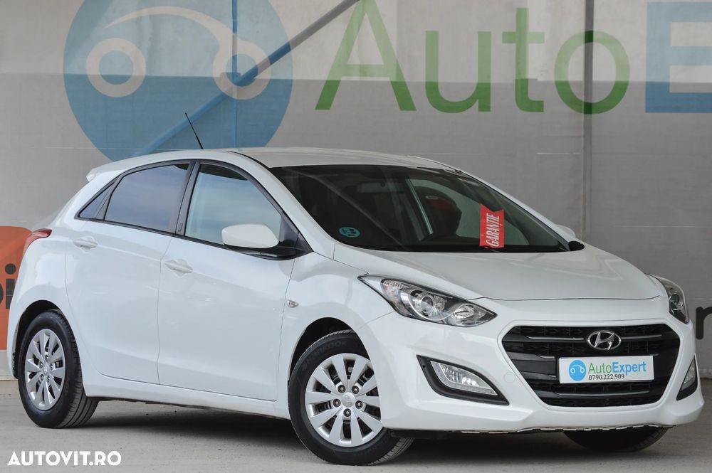Hyundai i30 1.4 CRDi DPF 5DR Comfort - 3