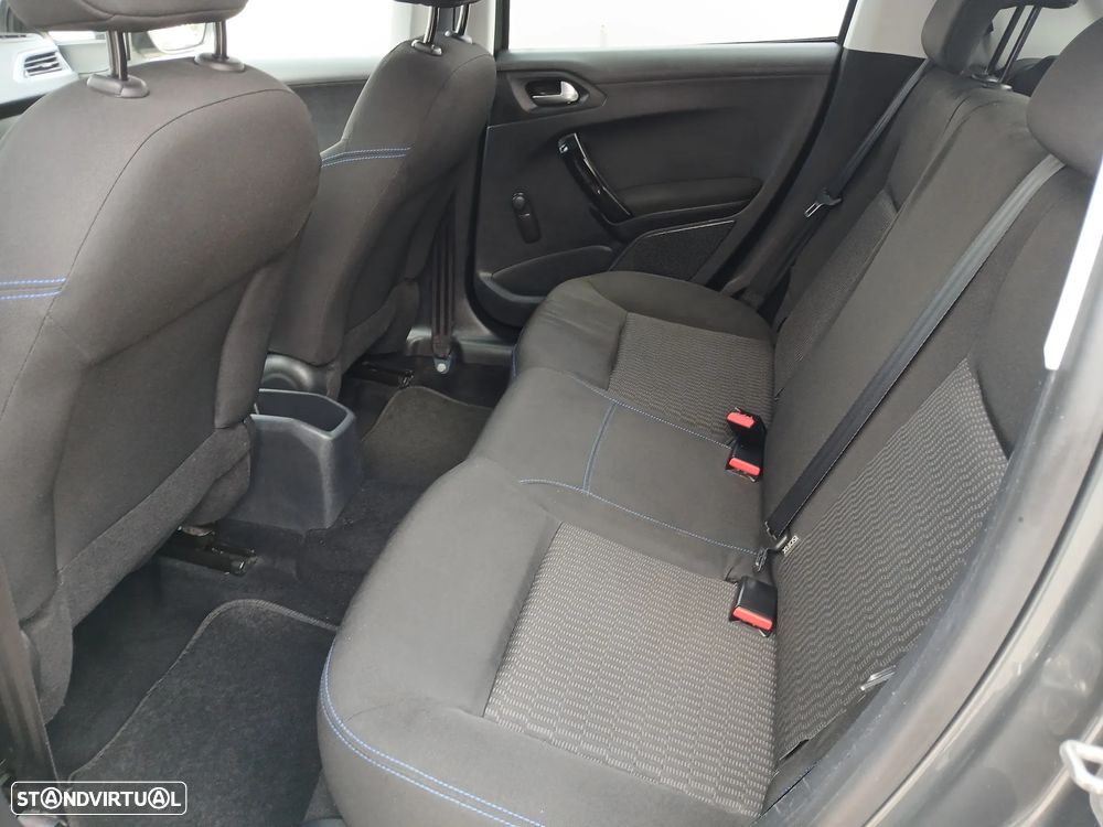 Peugeot 208 1.2 VTi Active - 18