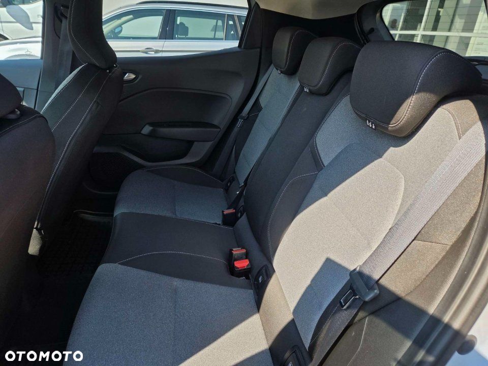 Renault Clio - 5