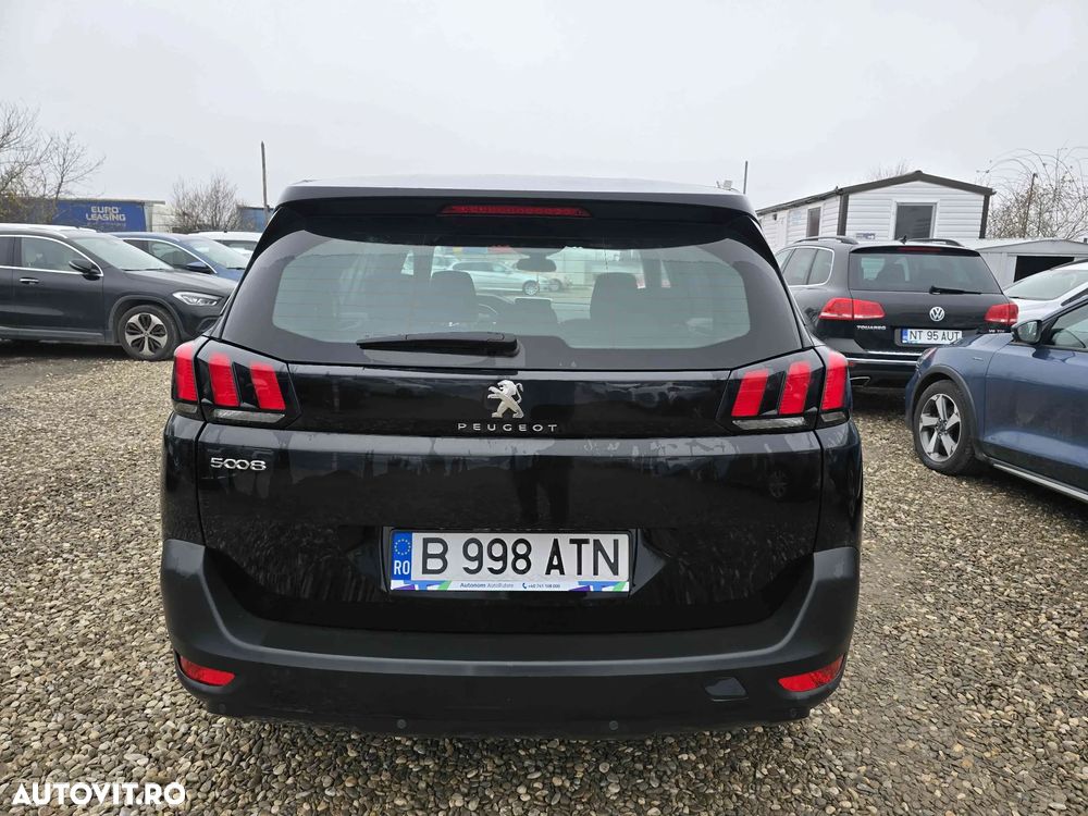 Peugeot 5008 - 4