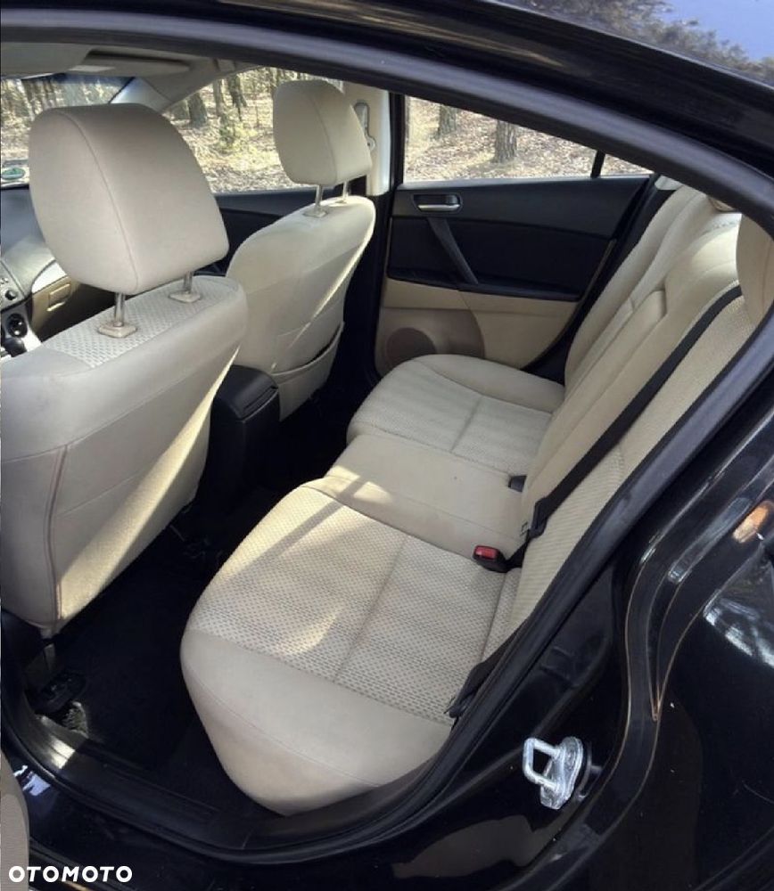 Mazda 3 - 13