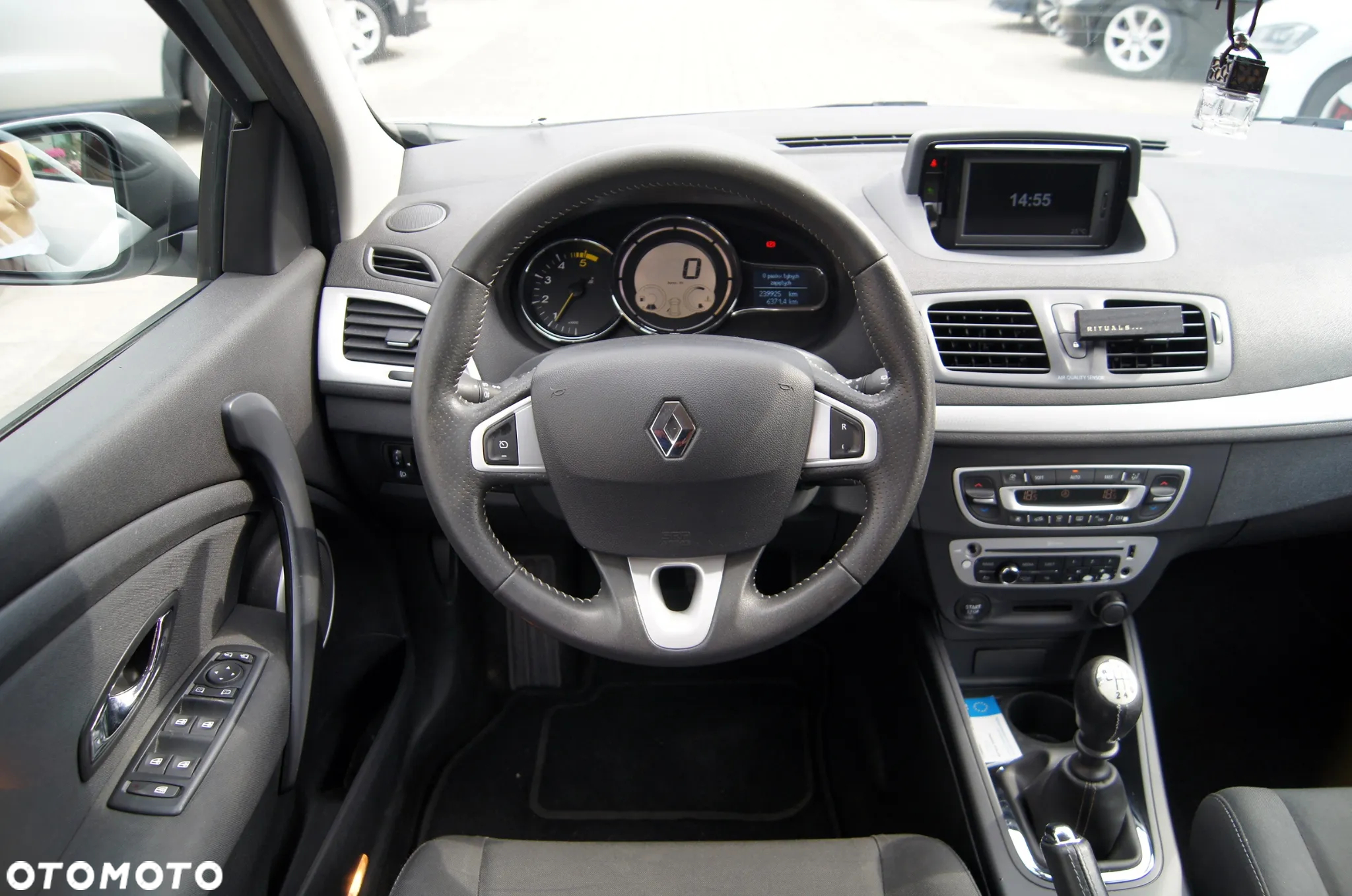 Renault Megane 1.5 dCi Business - 13