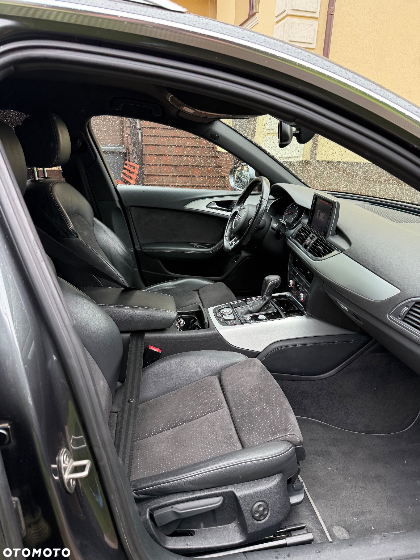 Audi A6 Avant 2.0 TDI Ultra S tronic - 27