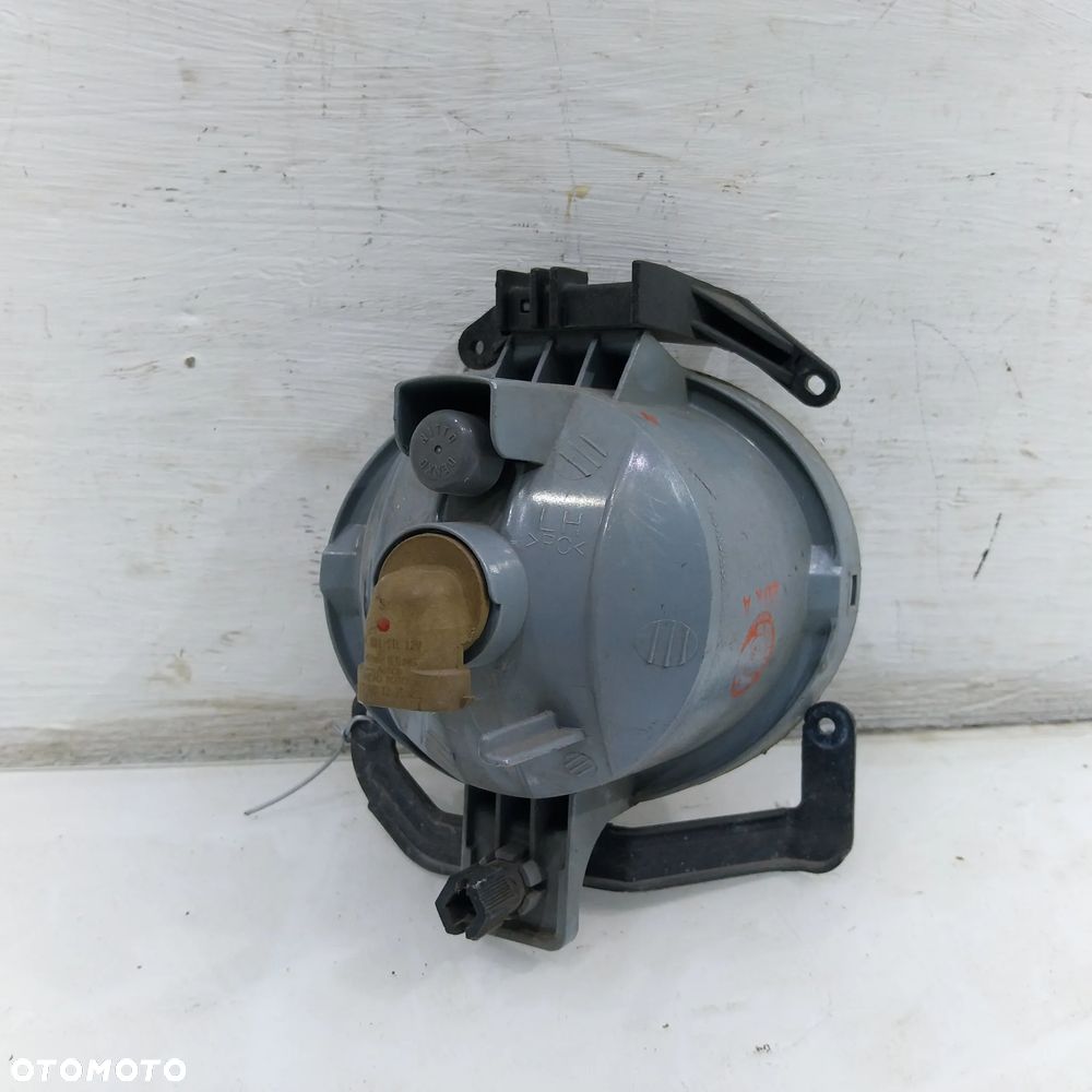 LEWY HALOGEN HYUNDAI I10 2008-2011 H27W/2 - 2