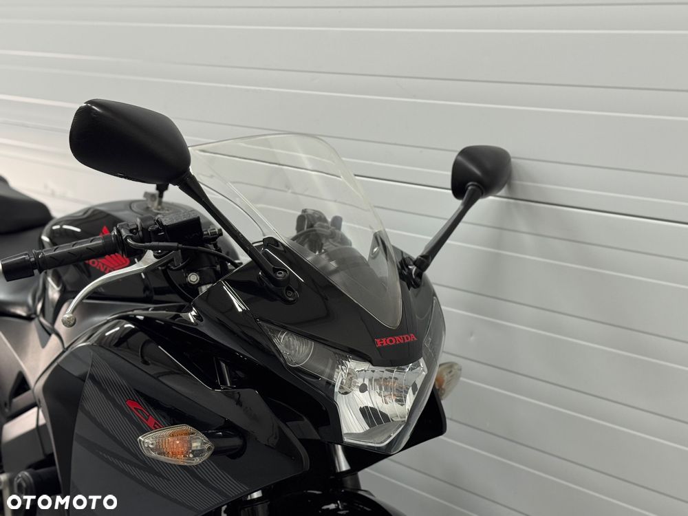 Honda CBR - 8