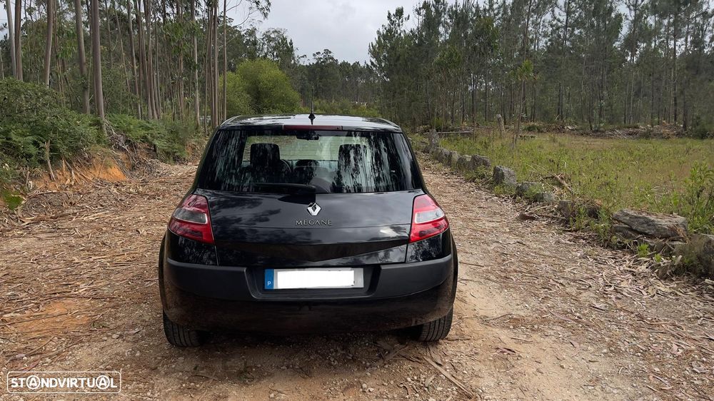 Renault Mégane 1.5 dCi Dynamique Luxe - 11
