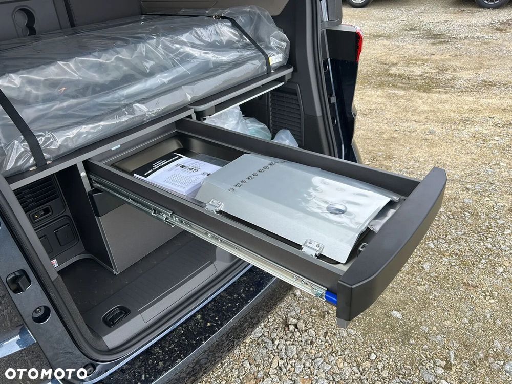 Volkswagen California - 36