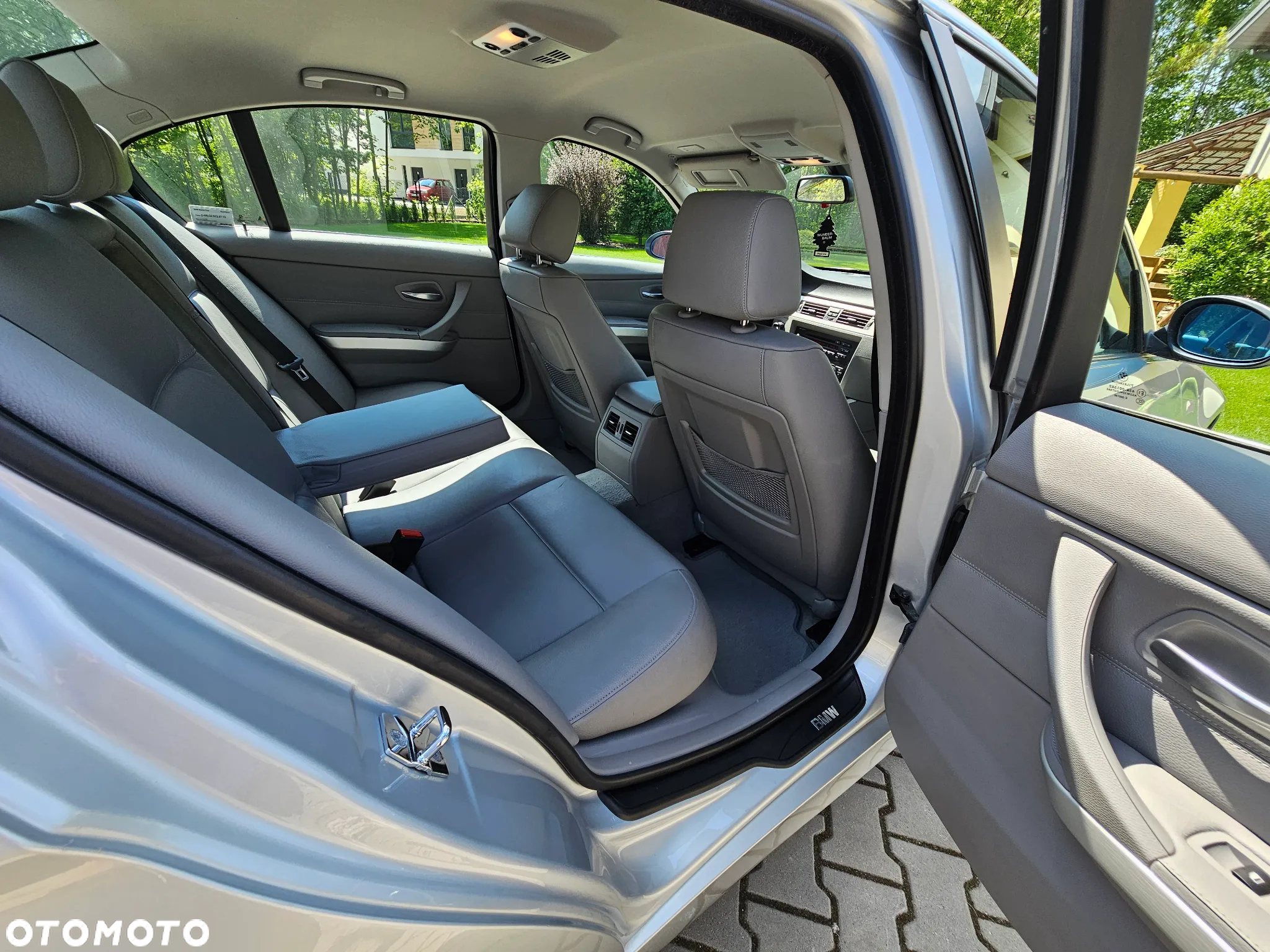 BMW Seria 3 325i - 6