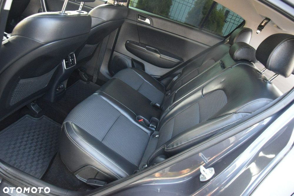 Kia Sportage - 23