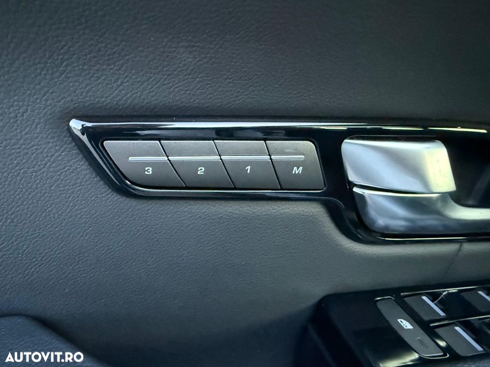 Land Rover Range Rover Evoque 2.0 D180 R-Dynamic HSE - 13