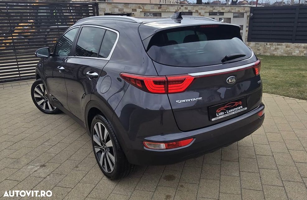 Kia Sportage 2,0 CRDI AWD Aut. Platinum - 4