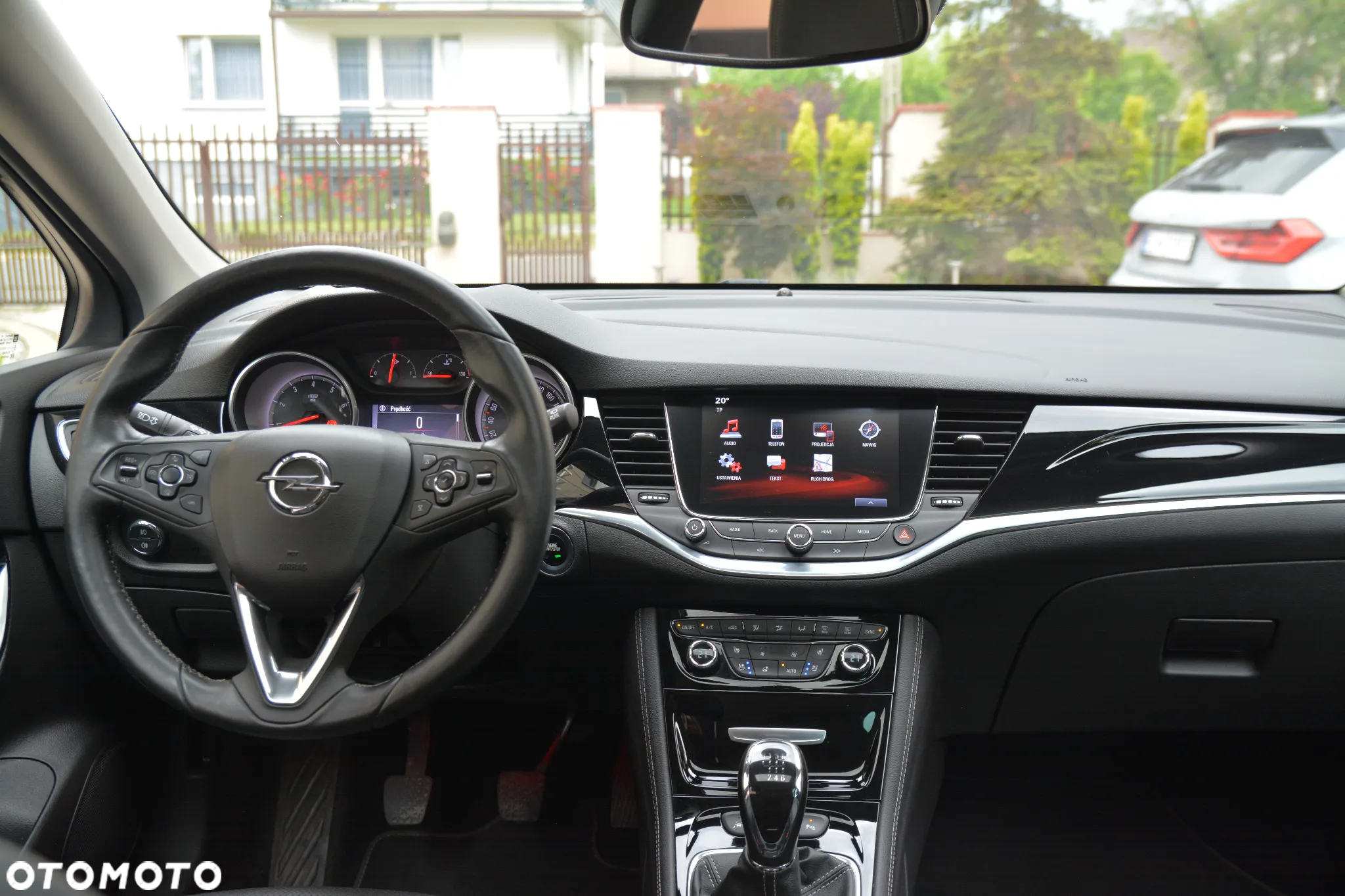 Opel Astra - 16