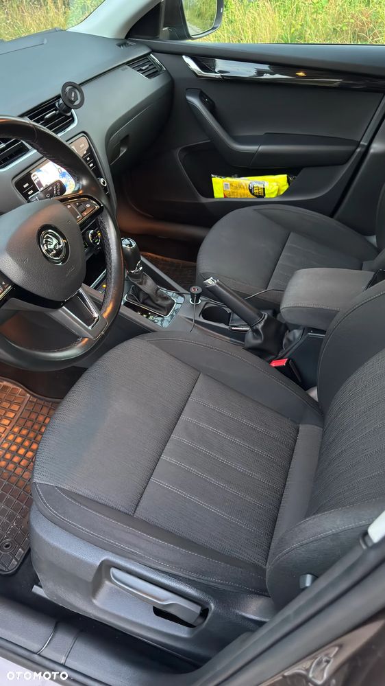 Skoda Octavia 2.0 TDI SCR Style DSG - 4