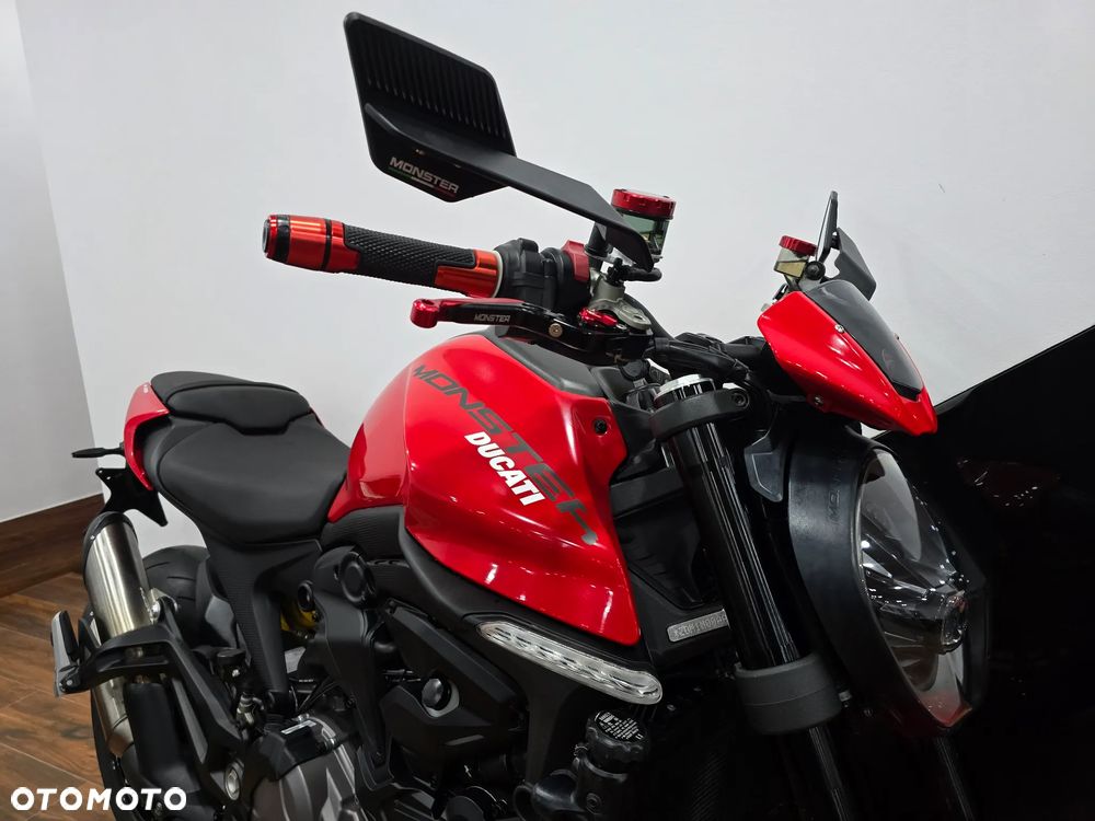 Ducati Monster - 13