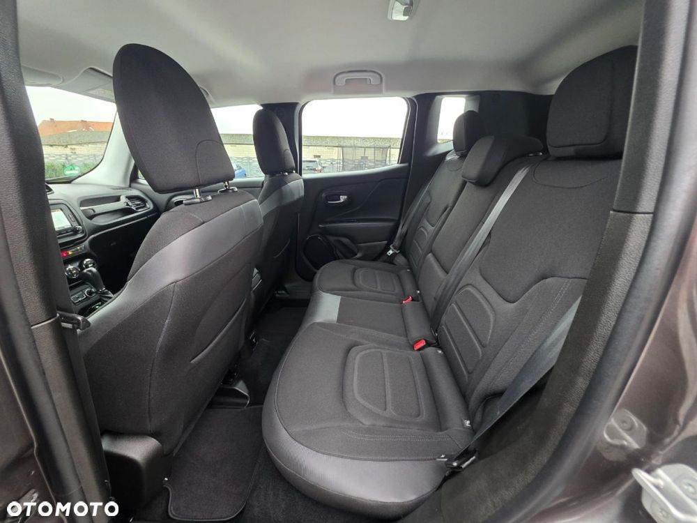 Jeep Renegade - 18