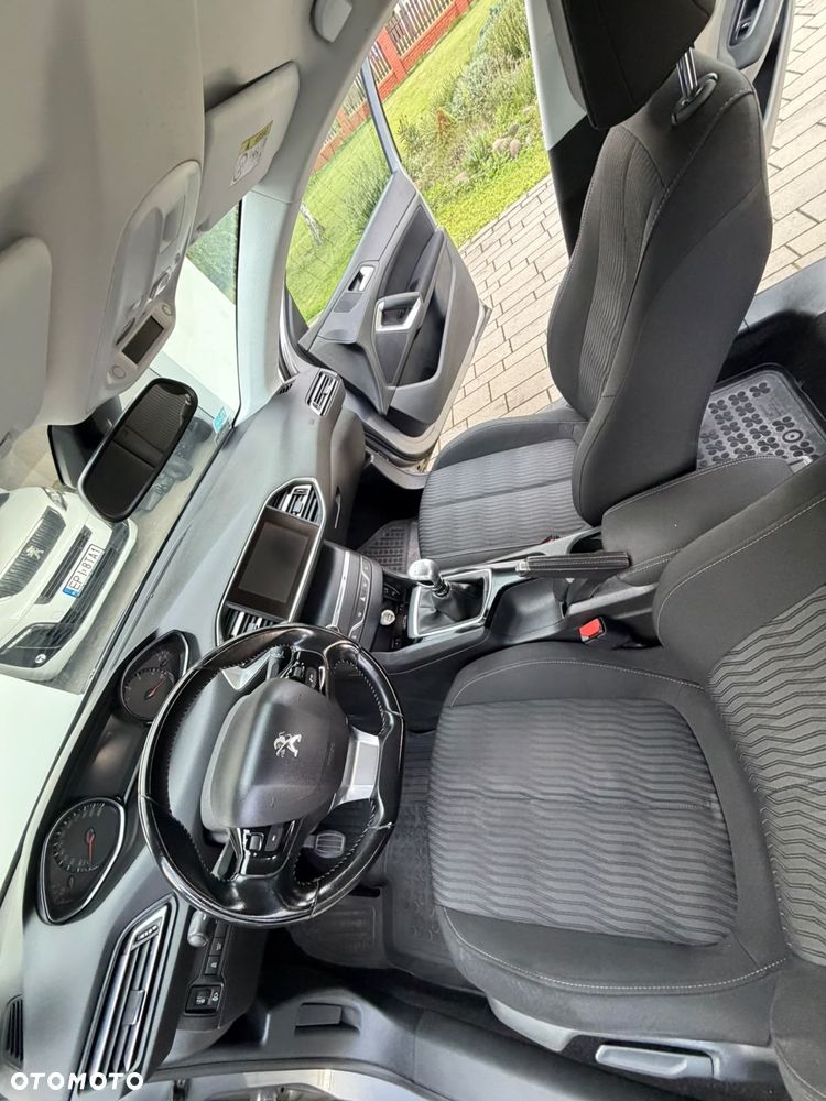Peugeot 308 1.6 BlueHDi Active S&S - 14