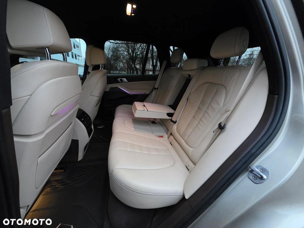 BMW X5 xDrive30d sport - 25