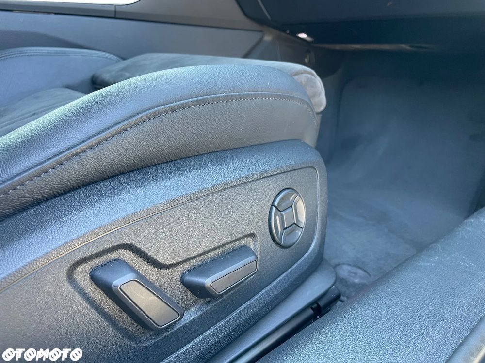 Audi A6 Limousine 50 TDI quattro tiptronic design - 32