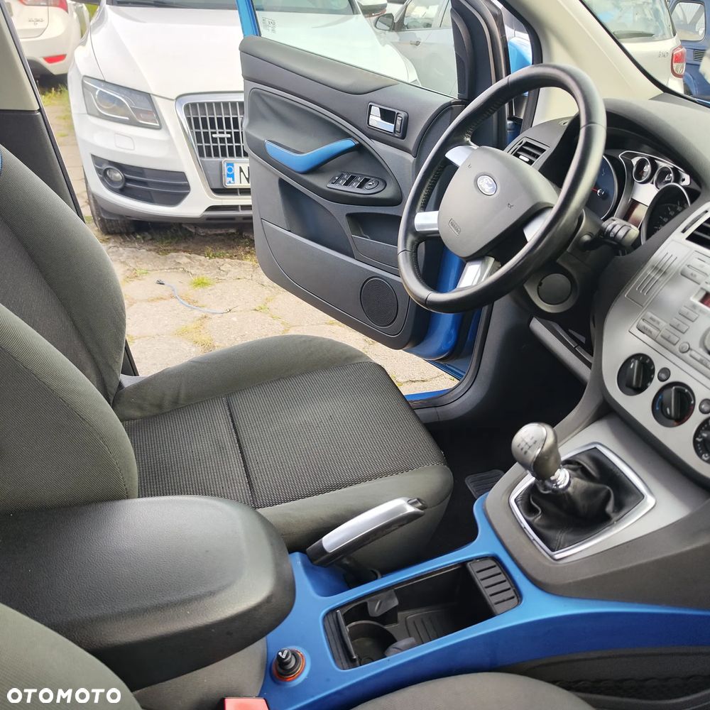 Ford Kuga 2.0 TDCi 2x4 Trend - 25