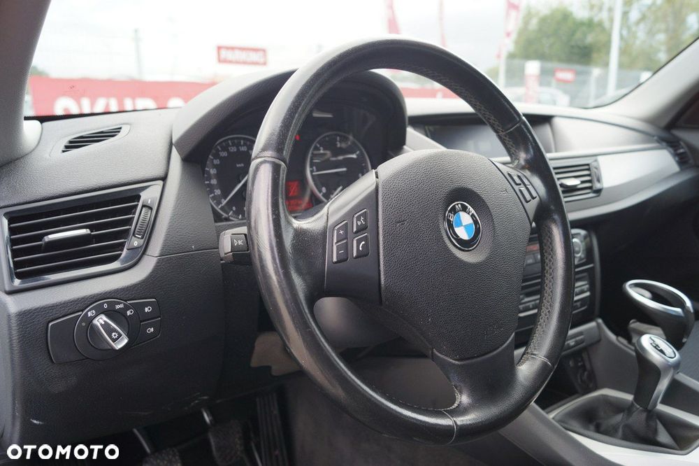 BMW X1 sDrive18d - 17