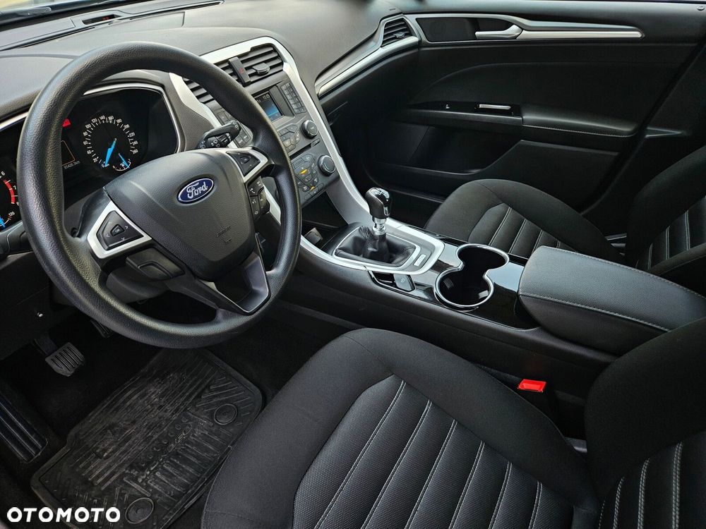Ford Mondeo 1.5 EcoBoost Ambiente - 10