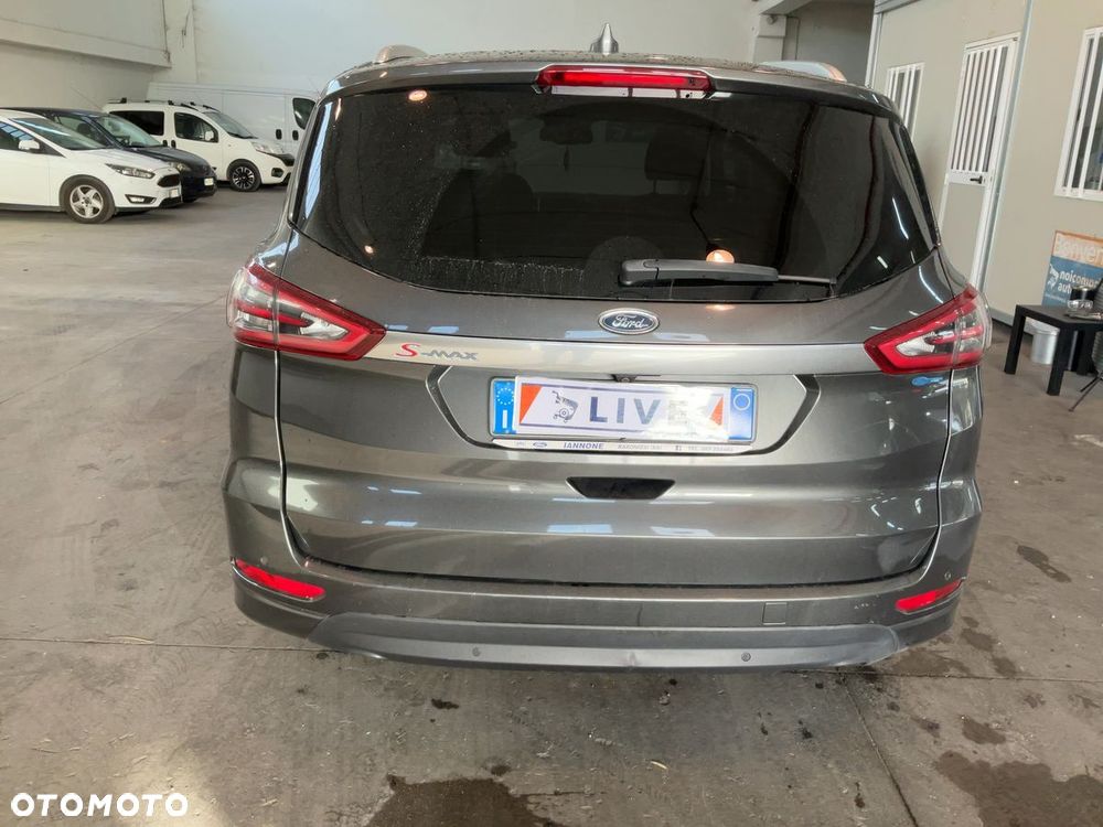 Ford S-Max 2.0 EcoBlue Titanium - 14