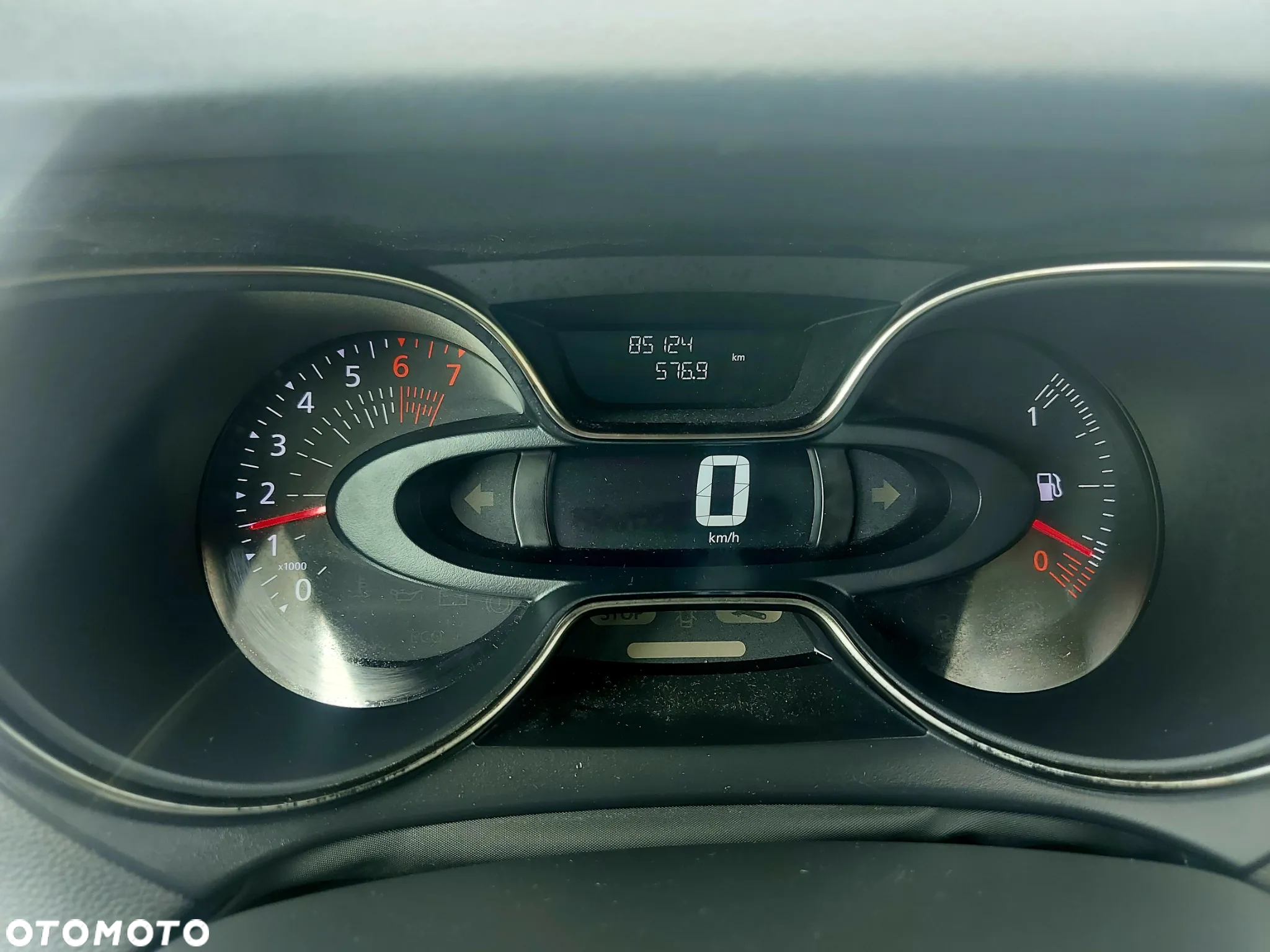 Renault Captur TCe 130 GPF INTENS - 25