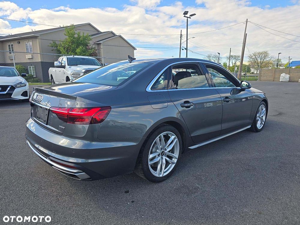Audi A4 Limousine 45 TFSI quattro S tronic S line - 4