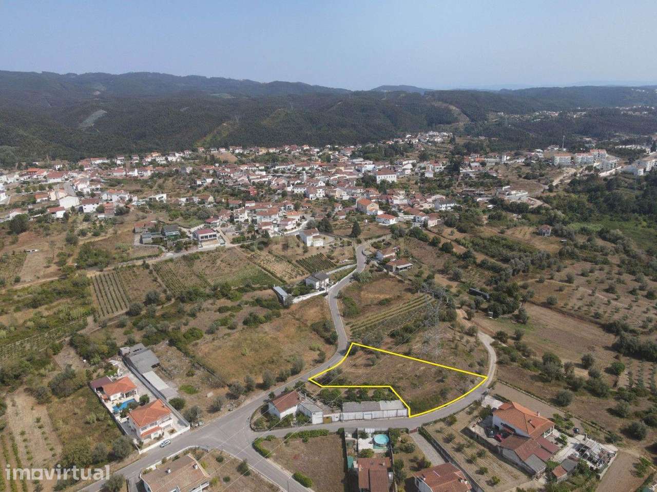 Terreno para Construção | 1.520 m² - Grande imagem: 3/7