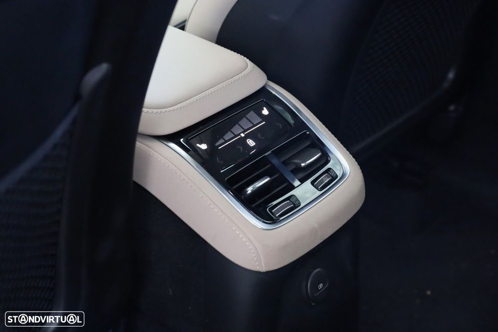 Volvo XC 90 2.0 T8 PHEV Plus Bright AWD - 19