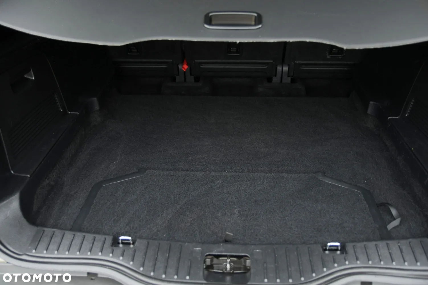 Ford S-Max 2.0 TDCi DPF Titanium X - 19