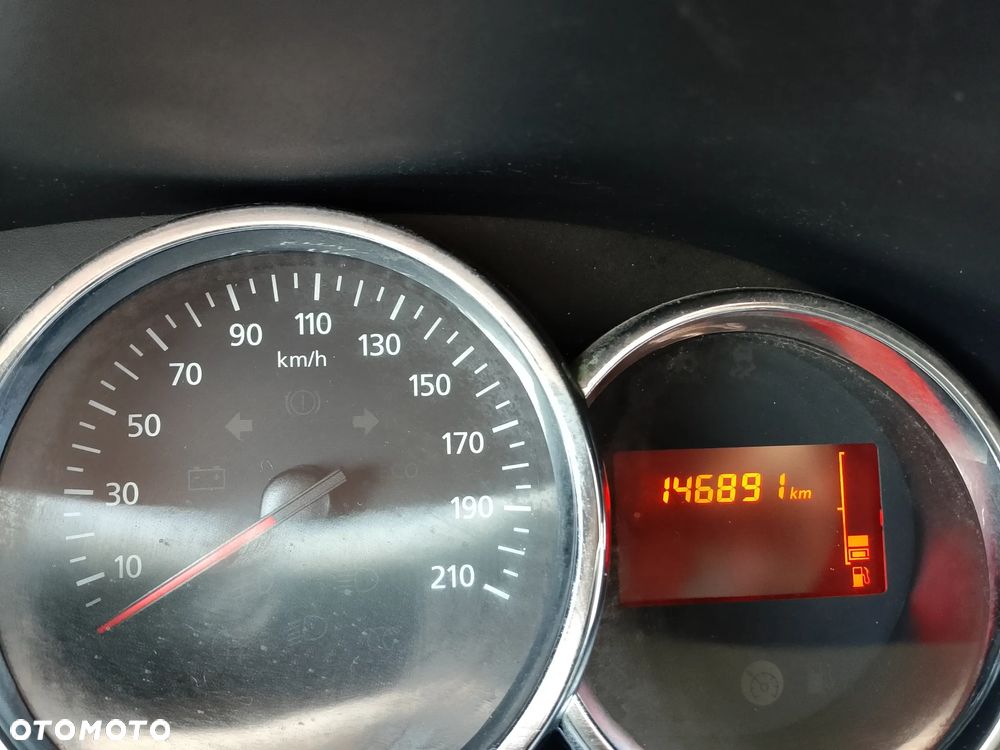 Dacia Sandero 1.2 16V Celebration - 12