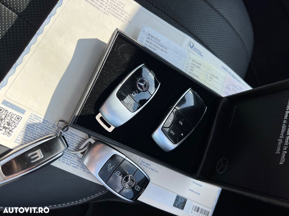 Mercedes-Benz E 200 4MATIC Aut. - 29