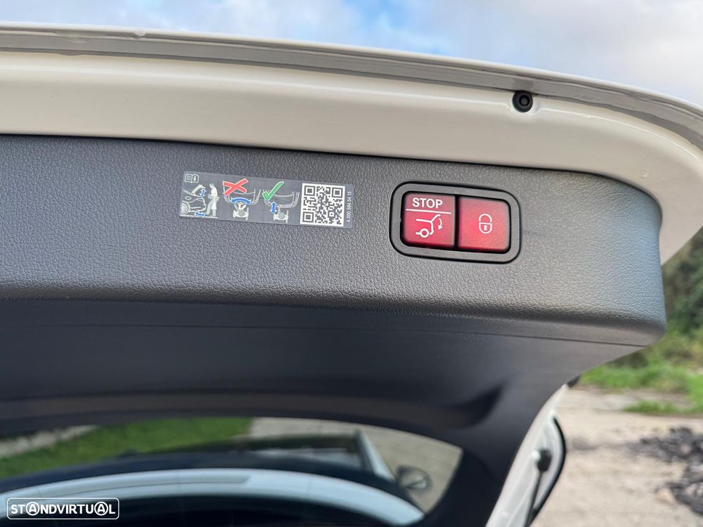 Mercedes-Benz C 63 AMG S E Performance 4Matic - 19