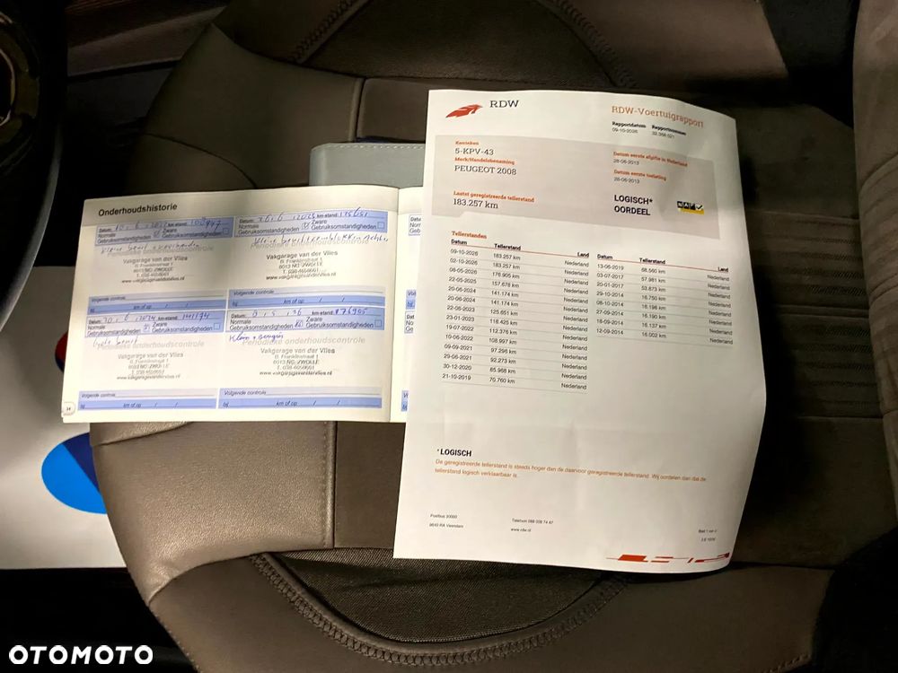 Peugeot 2008 1.6 VTi Allure - 22