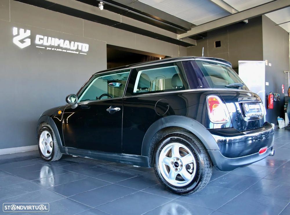 MINI 3 Portas Cooper - 3