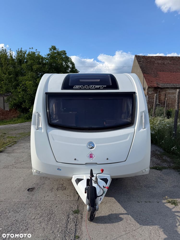 SWIFT Lifestyle 2 - 5