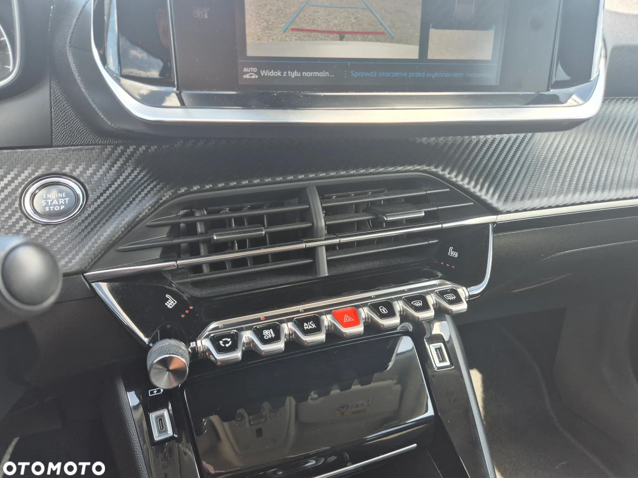 Peugeot 2008 BlueHDi 130 Allure S&S EAT8 - 28
