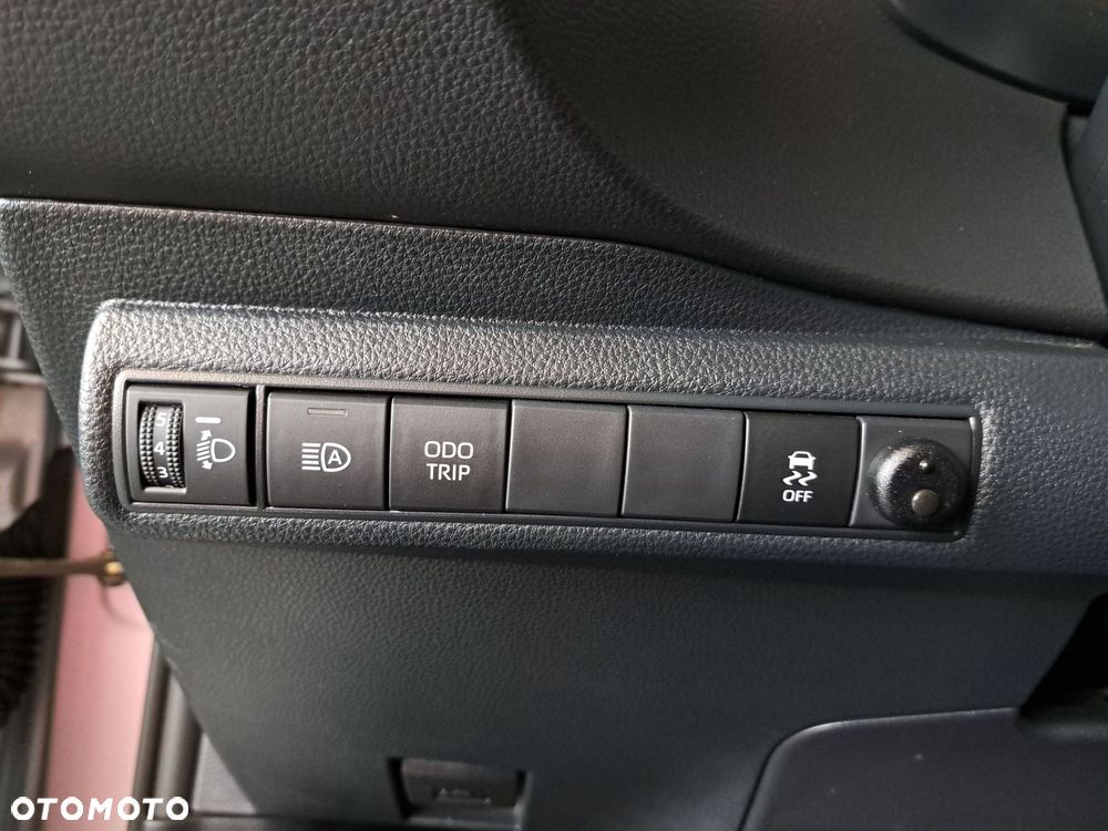 Toyota Corolla 1.8 Hybrid Comfort - 34