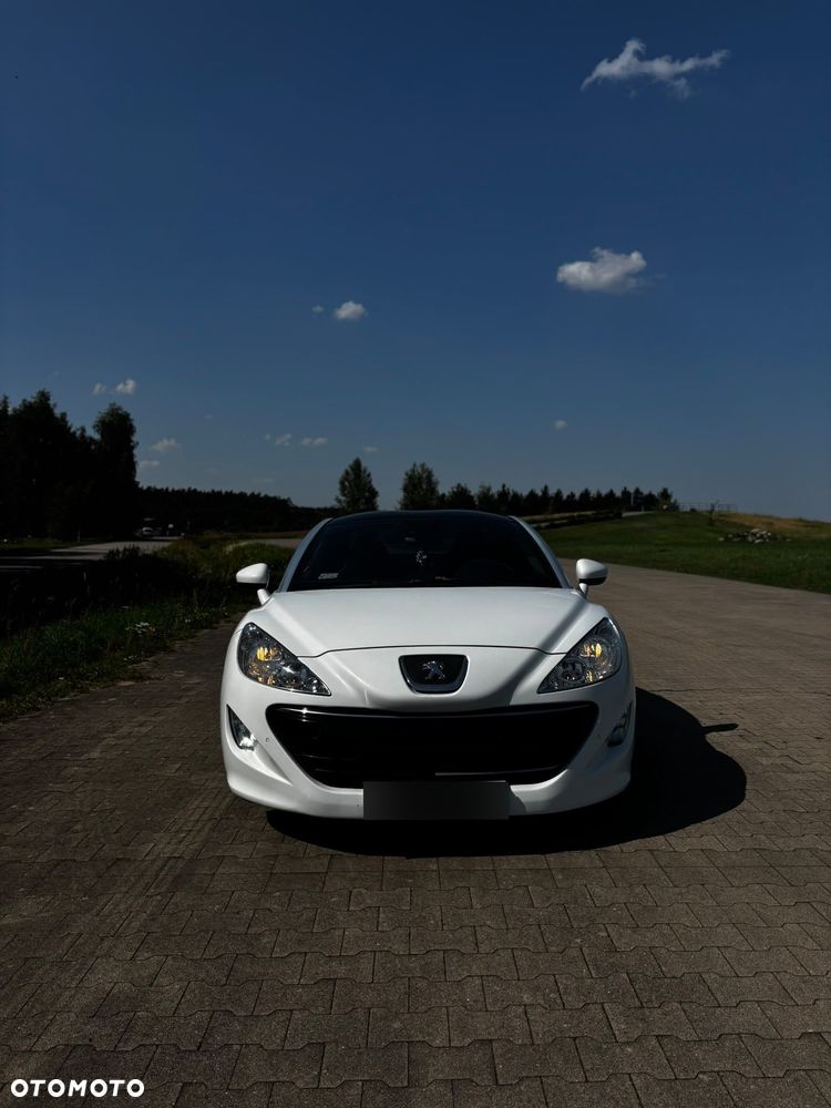 Peugeot RCZ - 8