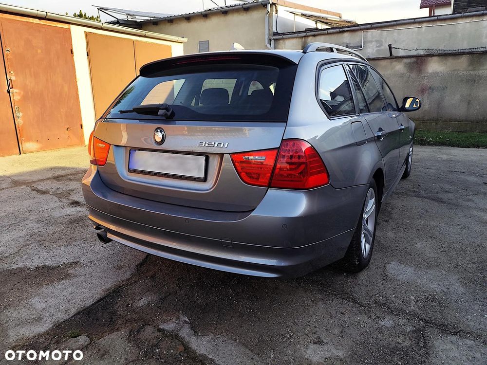 BMW Seria 3 - 13